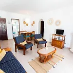 Maximo - 2 Bedroom With Pool Appartement